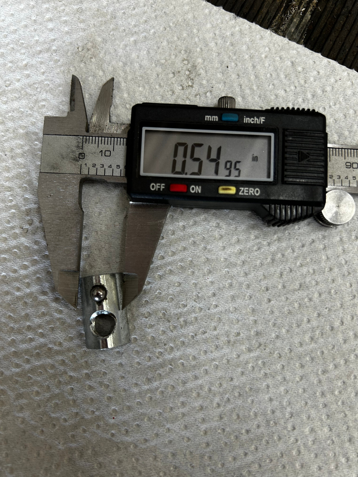 Lot of 250 80/20 8020 3917 5/16-18 Roll-In T-Nut ball spring for 15 Series 13040