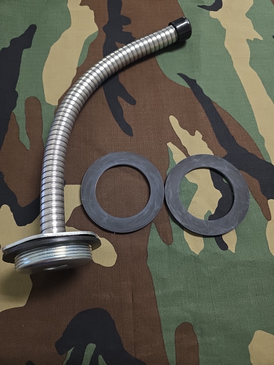 Jerry can spout and 2 Jerry can cap gaskets