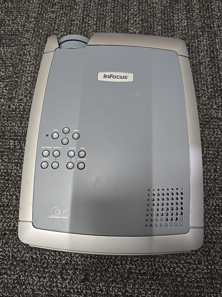 INFOCUS X2 LCD Digital Projector With Bulb, 500hours, Good Condition