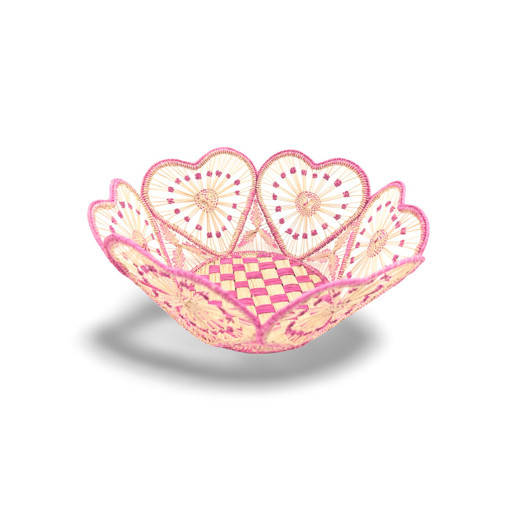 Heartfelt Handwoven Iraca Bread Basket