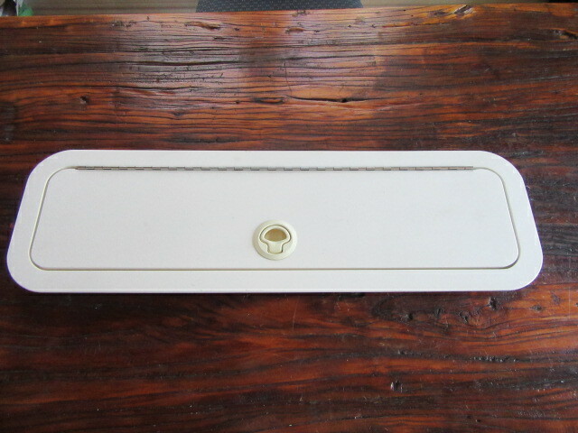 Cabinet Deck Console Hatch  23" x 12-1/2"  Starboard