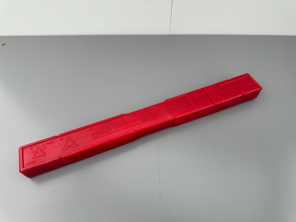 BMW 1 3 Series Toolkit Emergency Warning Triangle - E81 E82 E87 E88 E90 E92 E93