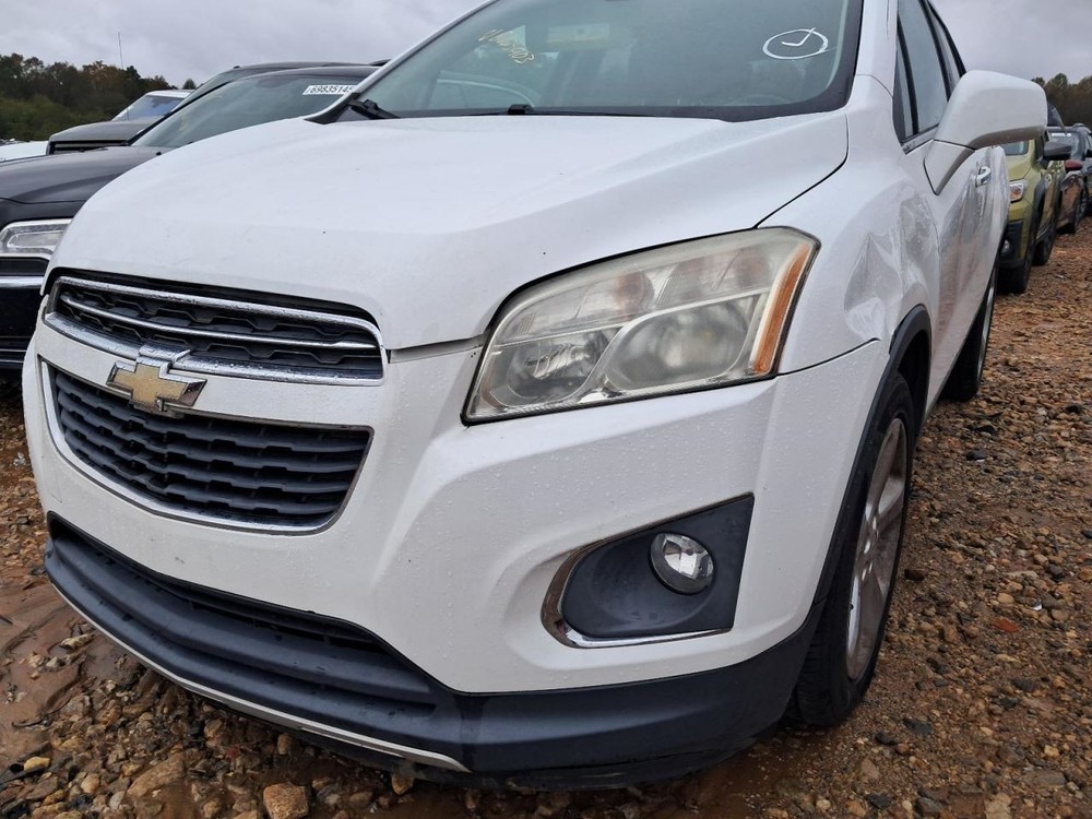 TRAX 2015 Glove Box 4845417
