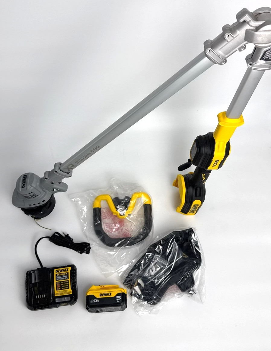 [Open-Box] (DCST922P1) DEWALT 20V Lithium-Ion Cordless String Trimmer Kit
