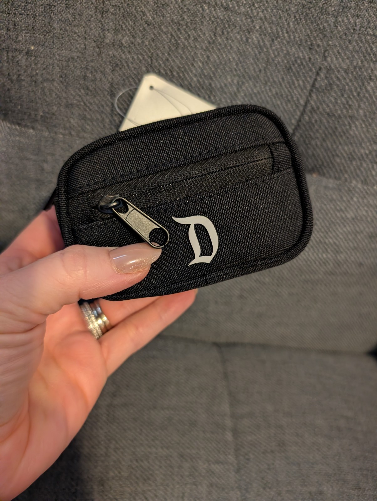 New 2026 Disneyland Resort "D" Black Fanny Pack Bekt Bag Keychain