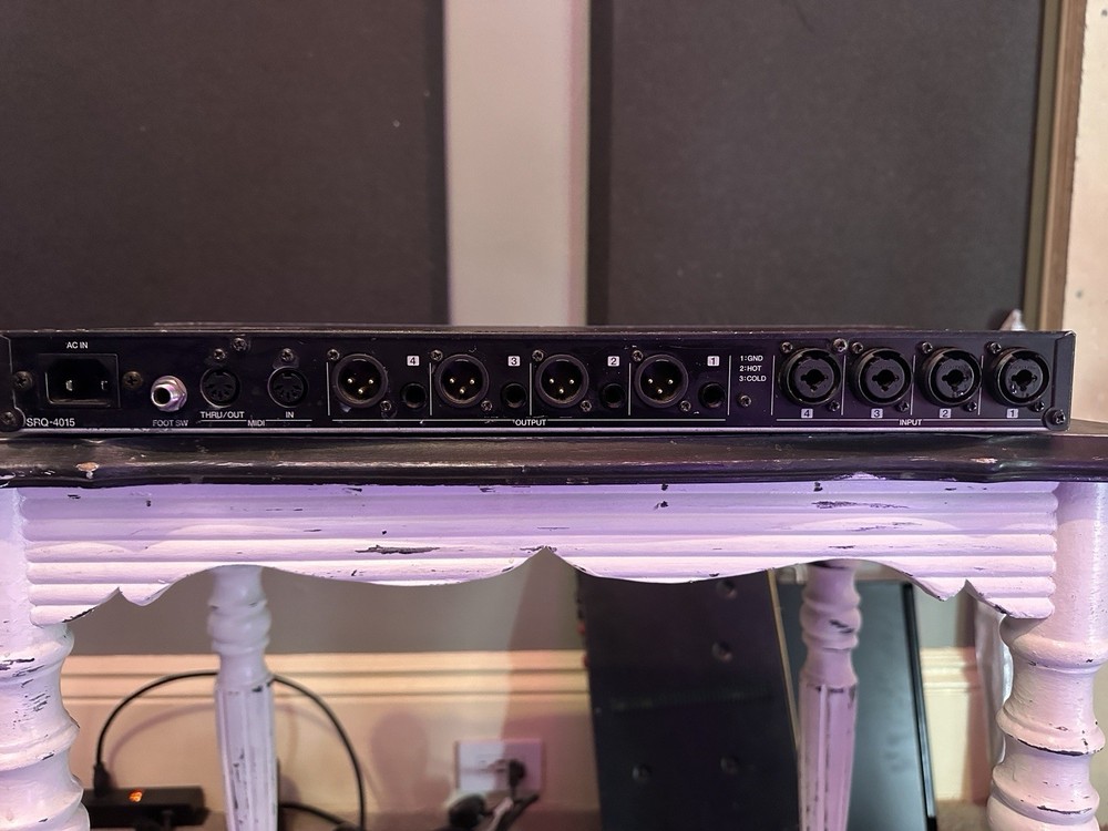 Roland SRQ-4015