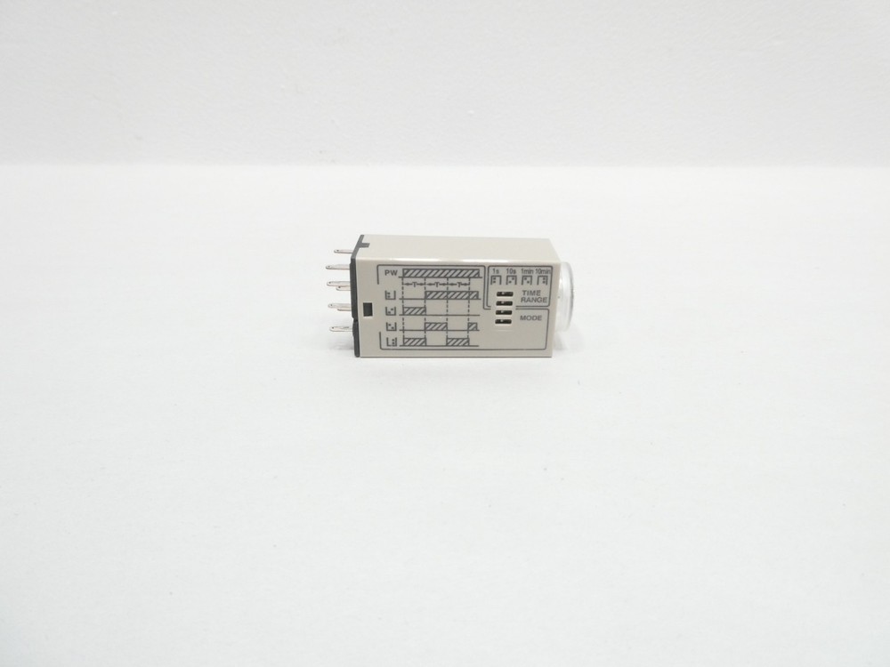 Omron H3YN-2 Timer 0.1s-10min 24v-ac