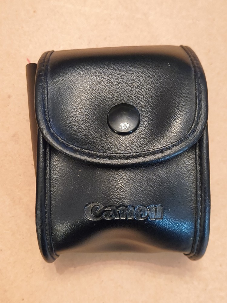 Canon ST-E2 Speedlite Transmitter With Case