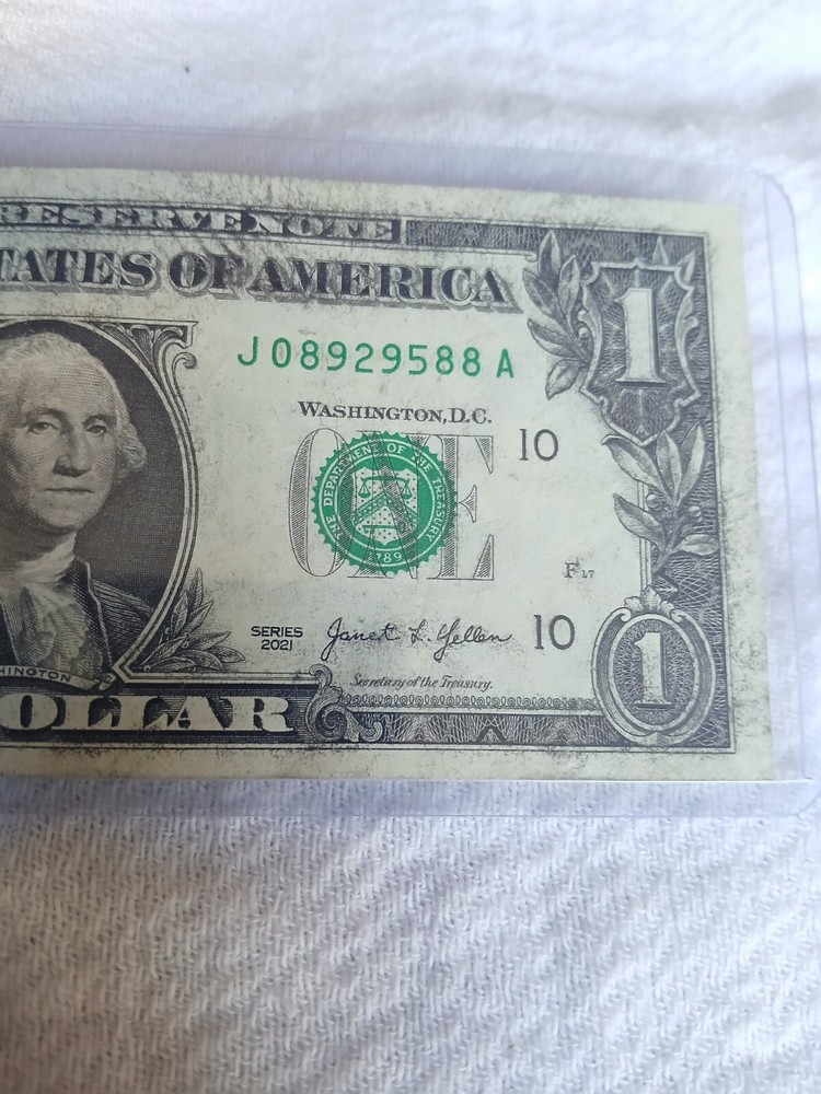 2021 X2 $1 Dollar Bills Ink Smear Errors From The Same Strap.