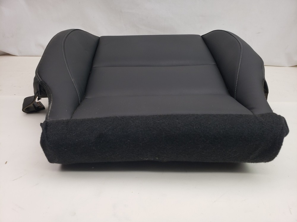 MAZDA CX-30 2021 FRONT LEFT DRIVER SIDE SEAT LOWER CUSHION
