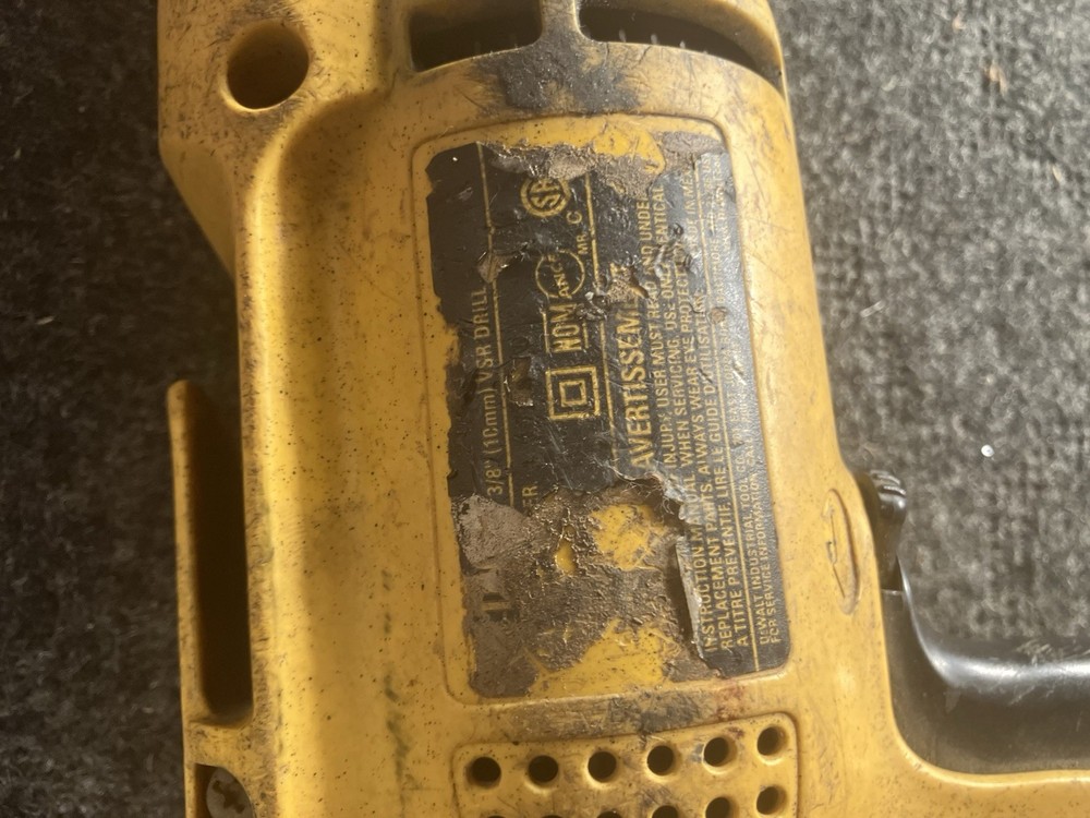 Dewalt 3/8 Corded Drill With Key