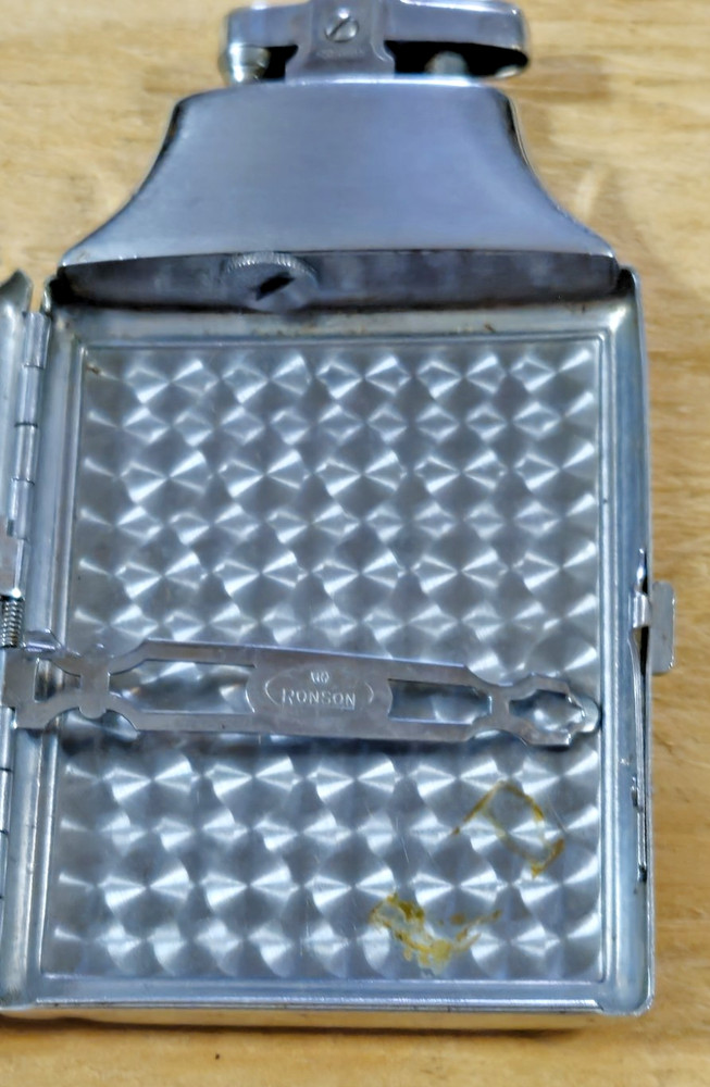 Vintage Ronson Mastercase Cigarette Case Lighter Combo UNTESTED silver metal