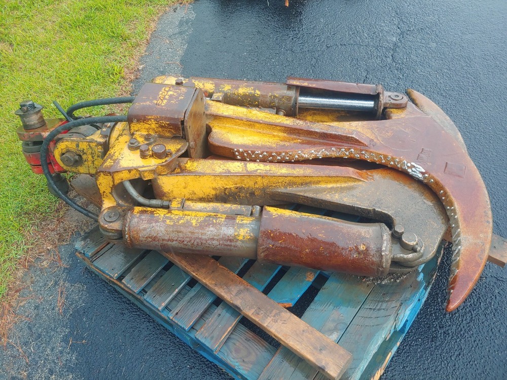 D5H Grapple Skidder Grapple AS Shown