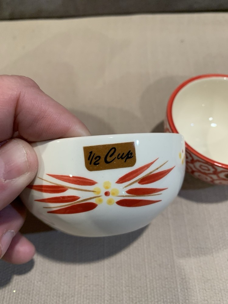 Temptation By Tara Old World Owl Nesting Ceramic Measuring Cups Red Pattern