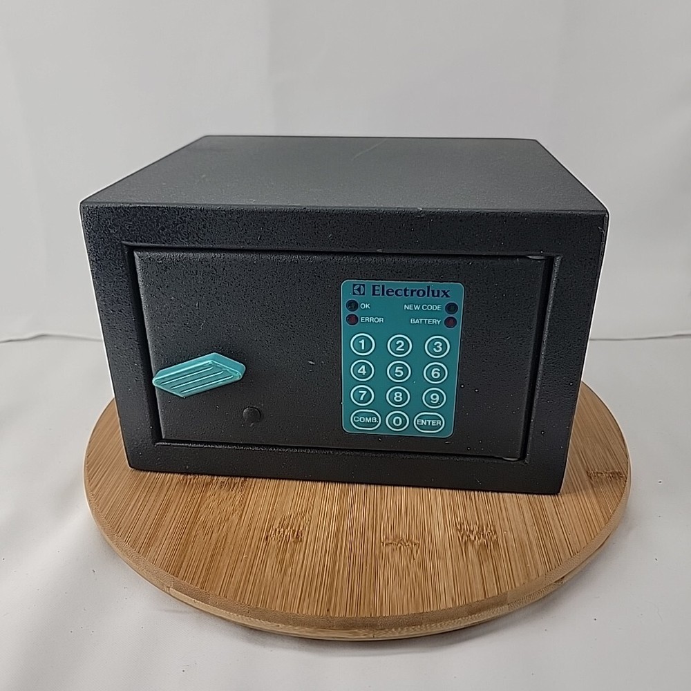 Electrolux ske 160 Small Metal Electronic Combination Safe