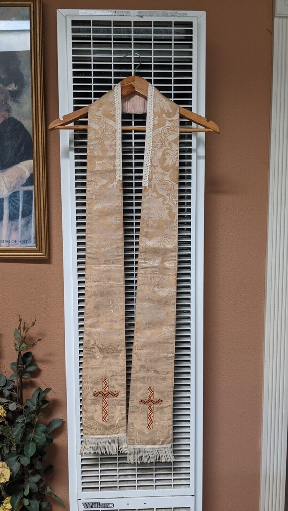 Antique White Stole