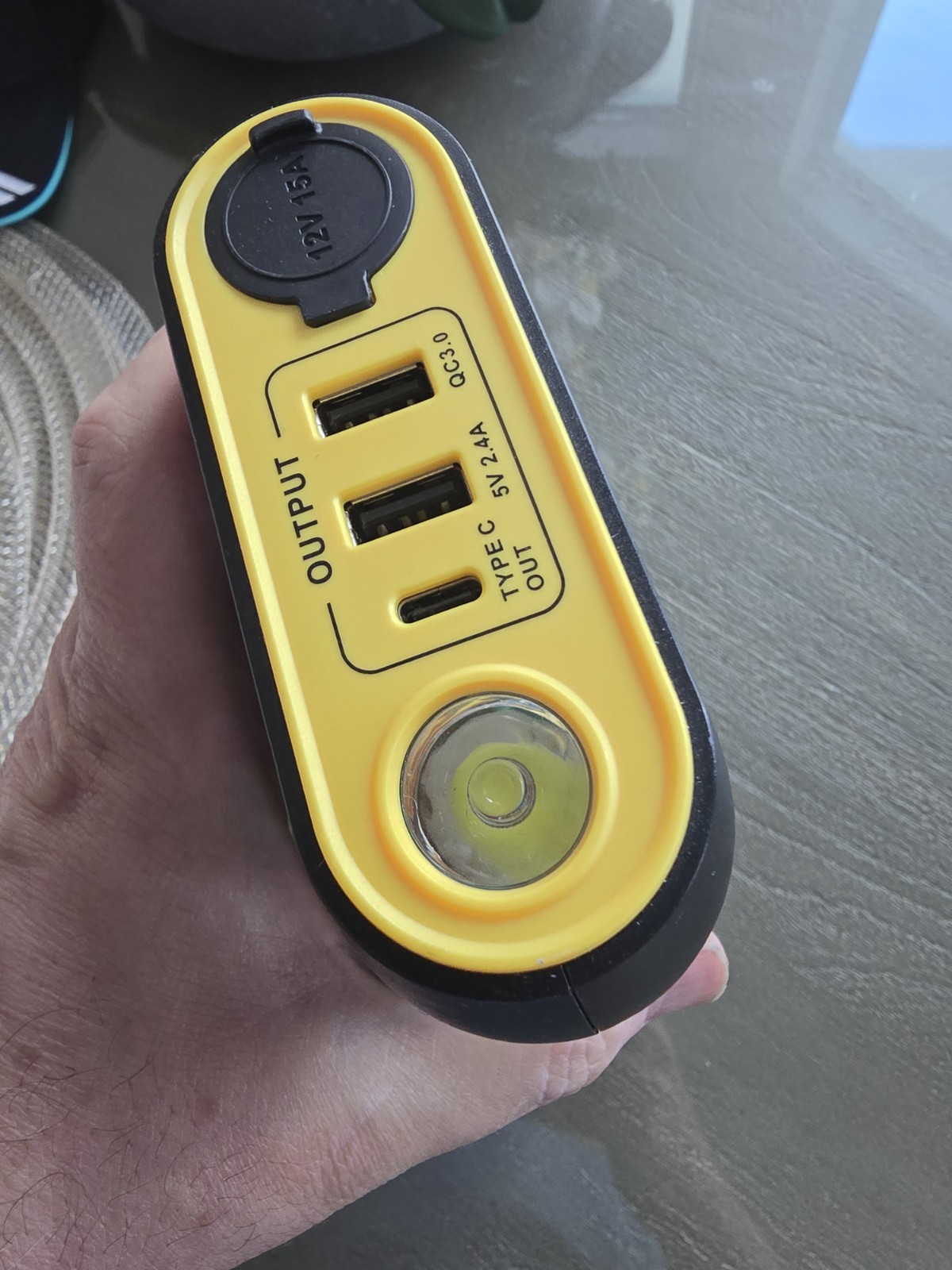 New Lion Energy Lion Cub GO Portable Power Unit 120Wh AC DC USB Solar