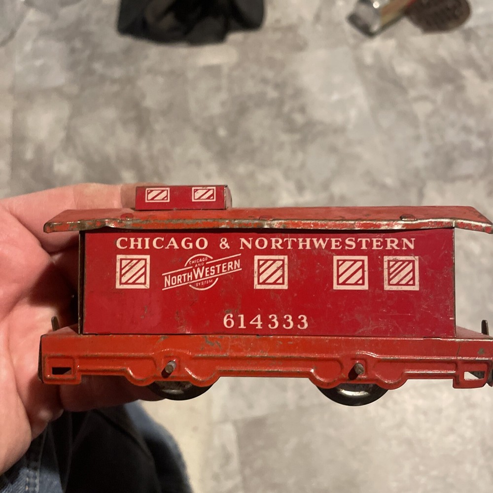 Hafner Train Wind Up Locomotive #2000