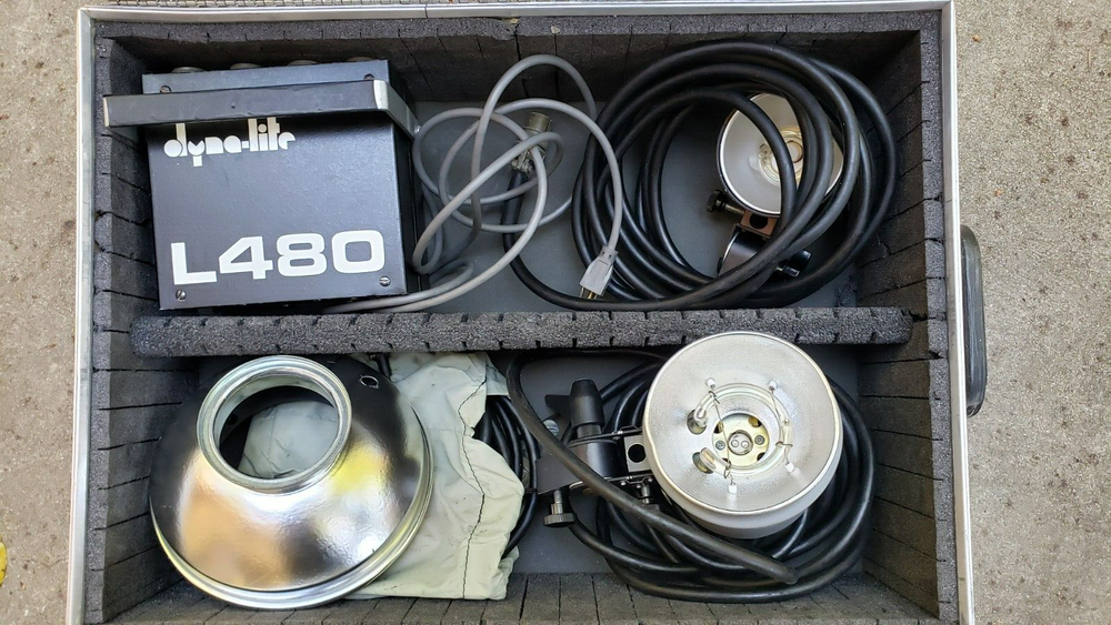 Dynalite L480 flash system