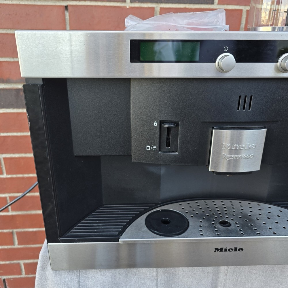 Miele Built In Nespresso Coffee maker CVA 2660