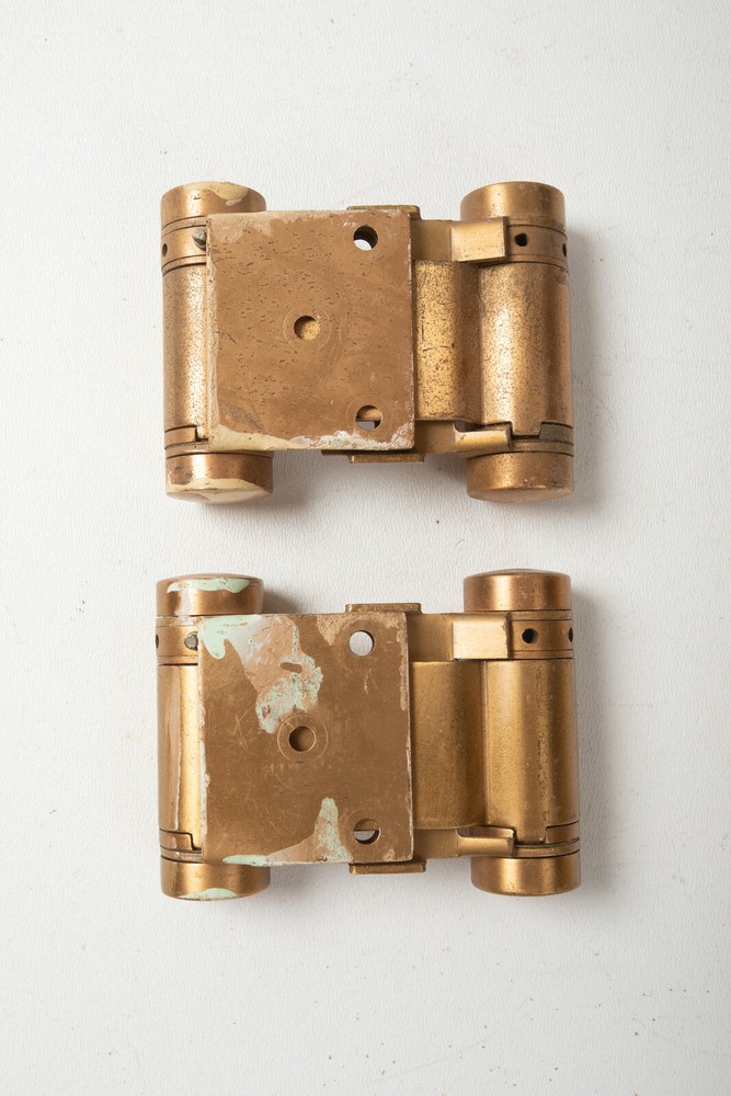 Milwaukee Hardware Double Acting Spring Door Hinges Medium (B9A) 2.75" Saloon