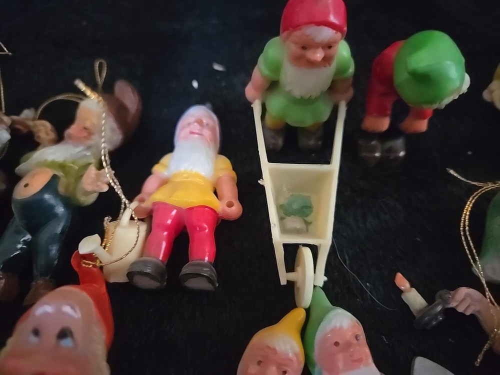 Gnome Ornaments And Figurines