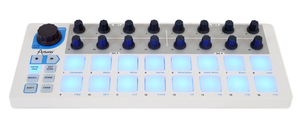 Arturia BeatStep 16-Step Analog Sequencer Midi USB DJ Pad Controller+Backpack