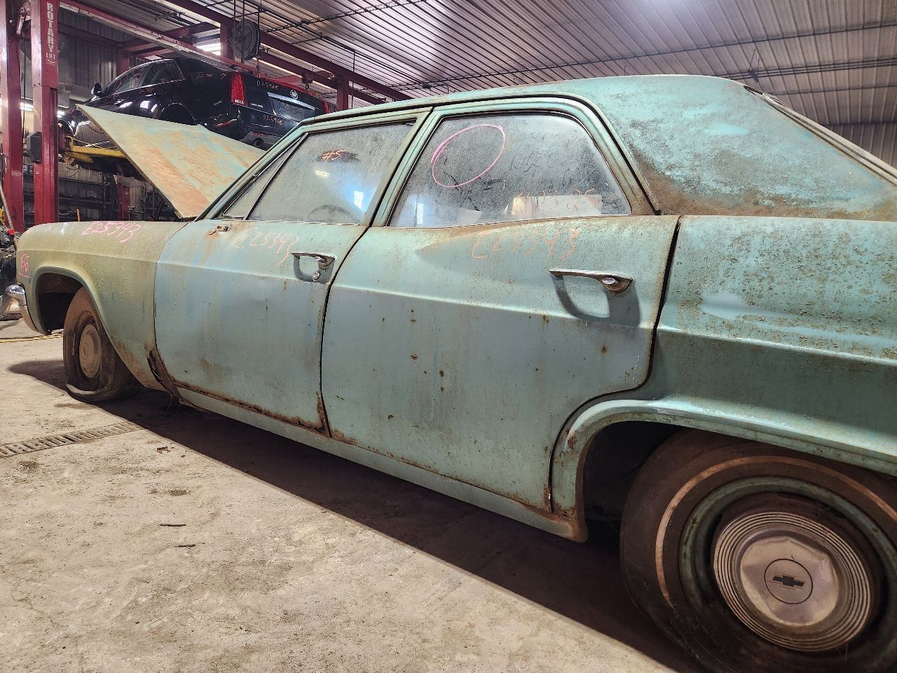 Manual Transmission 3 Speed 6-250 Fits 1966 CHEVROLET BISCAYNE 1325865