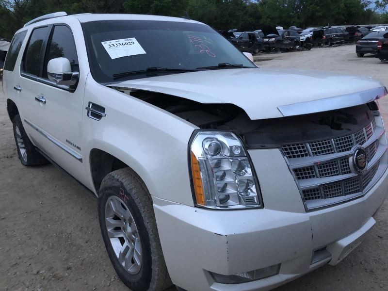 2011-2014 CADILLAC ESCALADE Blind Spot Alert Computer Module RIGHT side 777918