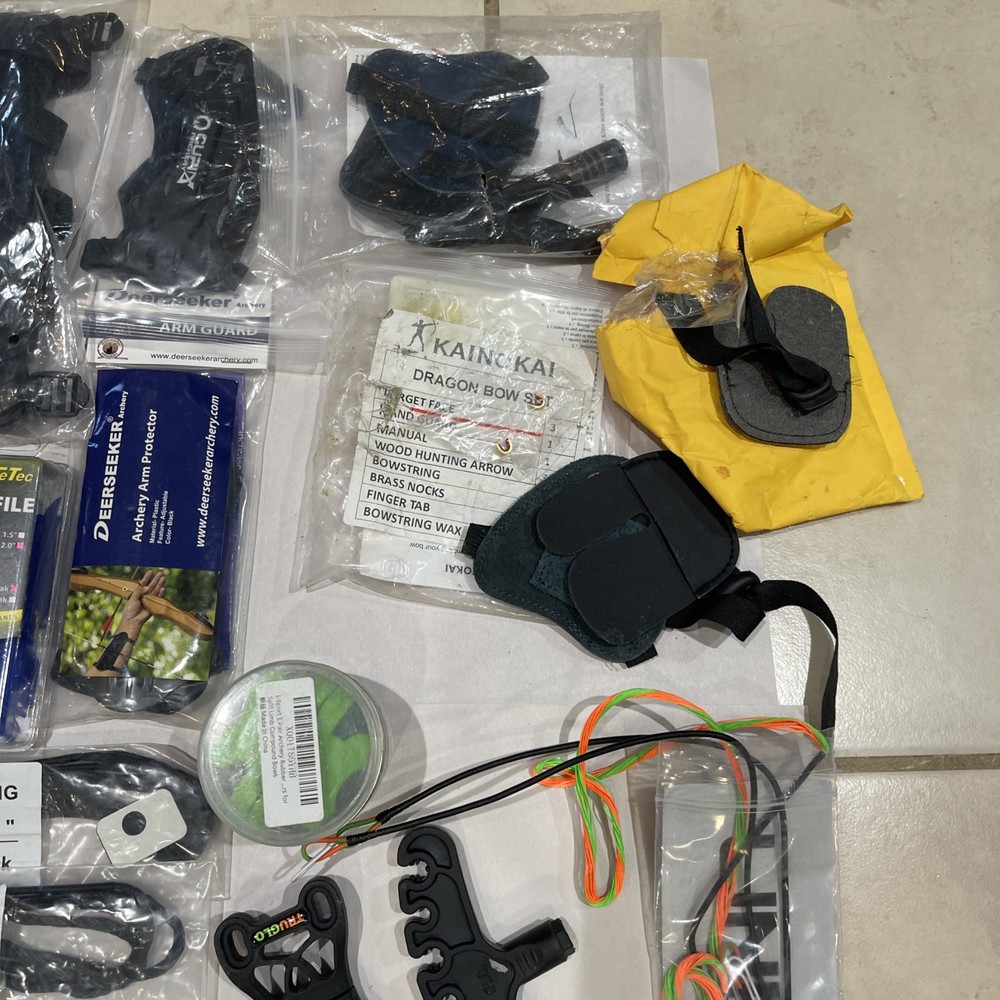 Large New Assorted Archery Quivers/Strings/Broadheads/Vanes/Guards See Pics