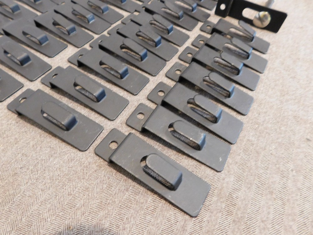 Slatwall Single Notch Hooks 48 Pieces