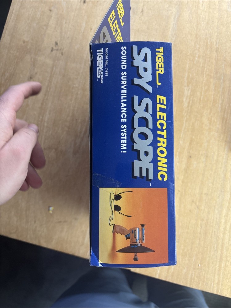 Tiger Electronics Spy scope Toy
