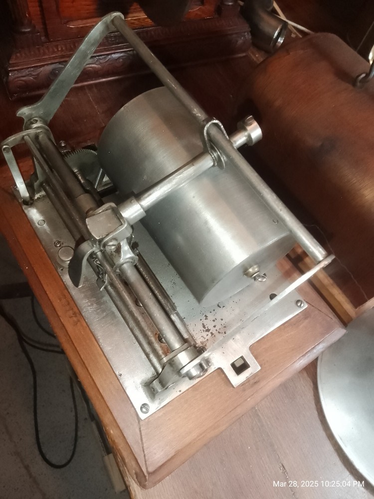 PATHE PHONOGRAPH