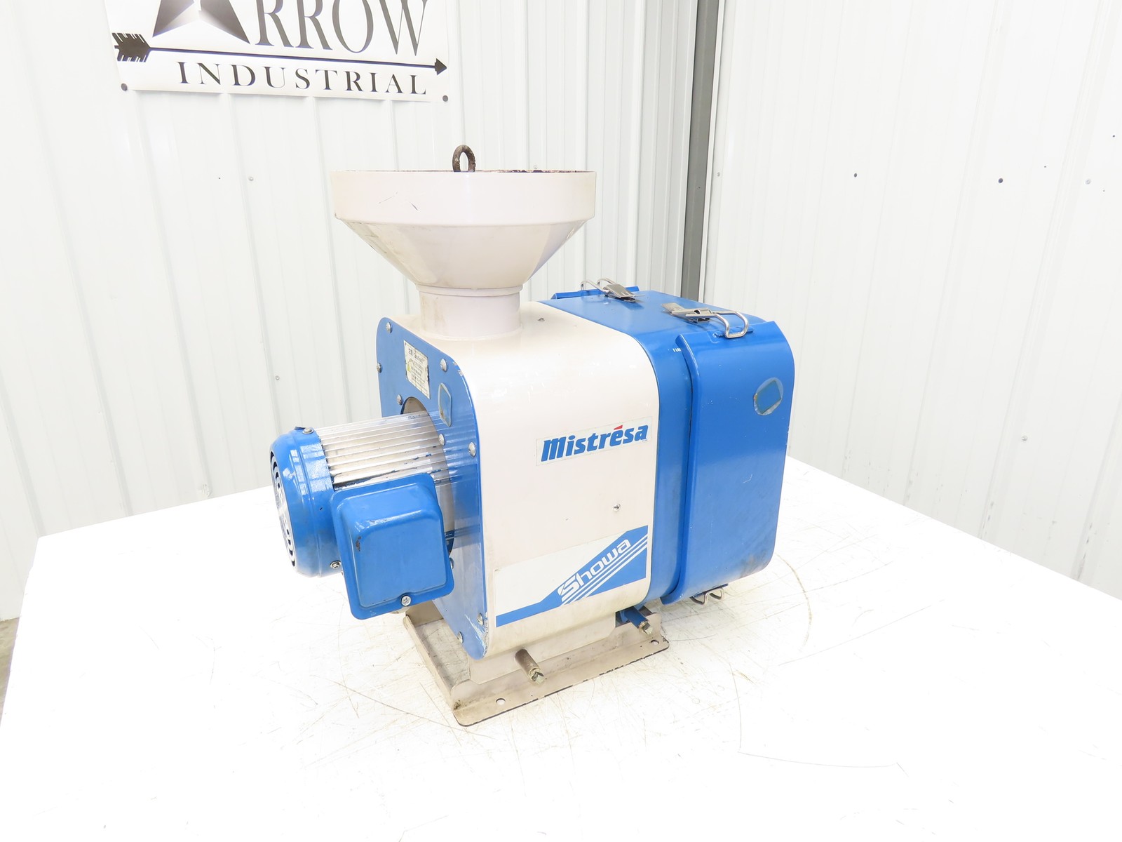 Showa CRD-04T Mistresa Oil Mist Catch Collector Filter 0.4kw 220V