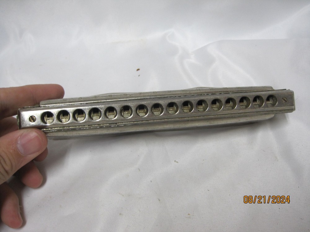 The 64 CHROMONICA Professional Model HARMONICA KEY Chromatic Octaves