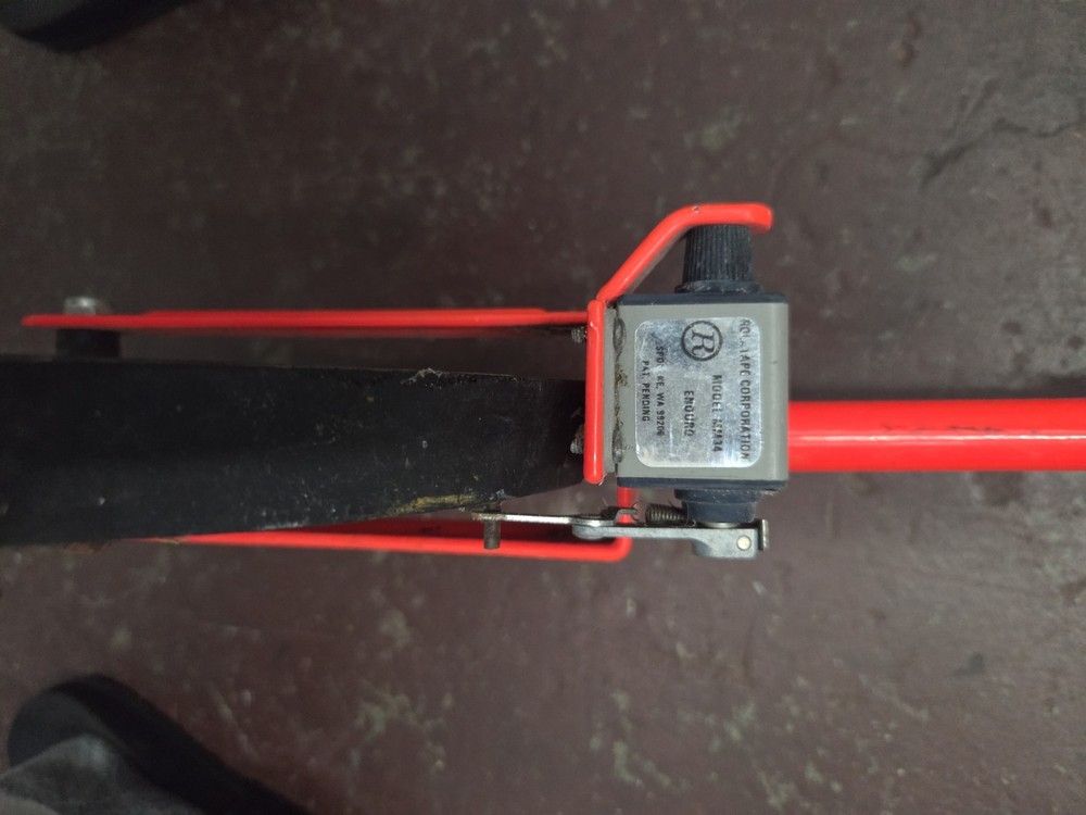 ROLATAPE MODEL 400 measuring wheel