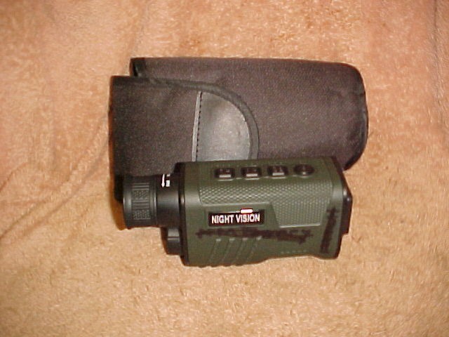 ROHS NIGHT VISION CAMERA UNTESTED WITH CASE   ****