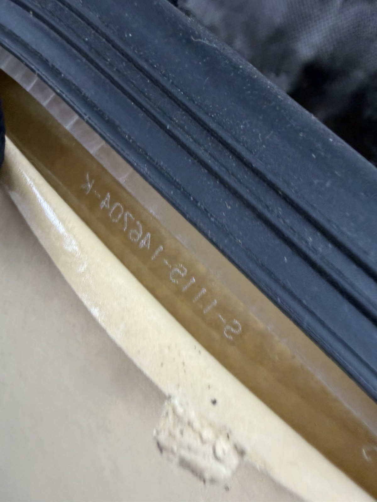 *NEW old STOCK* GKN AEROSPACE 140U4005-615 Boeing 747 Aircraft Cabin Window