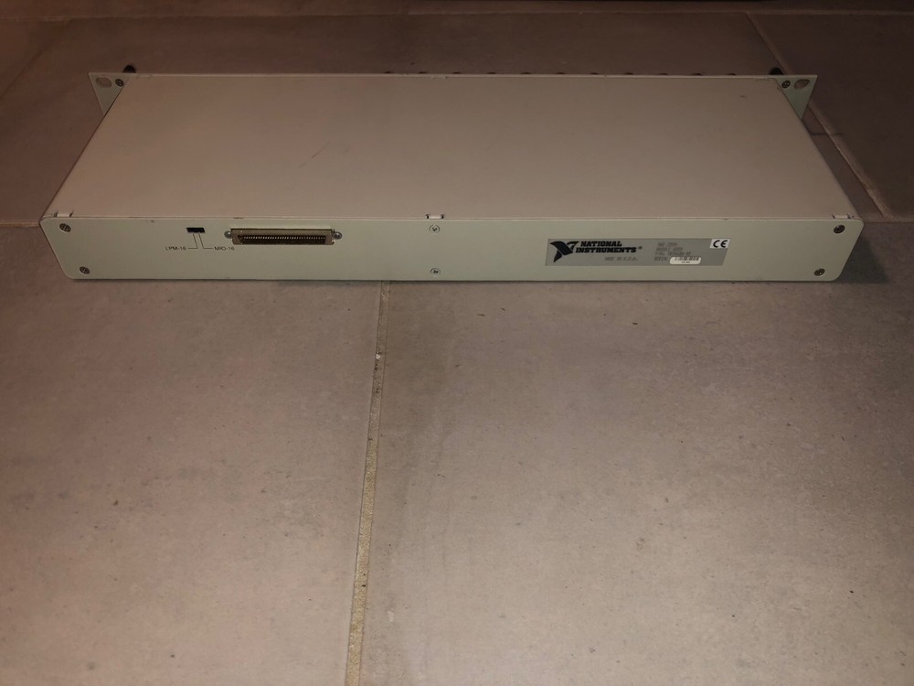 National Instruments BNC-2090 Rack-Mounted Terminal / Connector Block