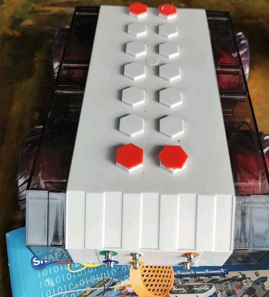 Snap Circuits RC Rover