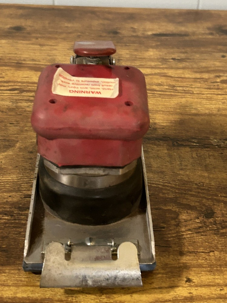 Hutchins Pneumatic Vibration Sander