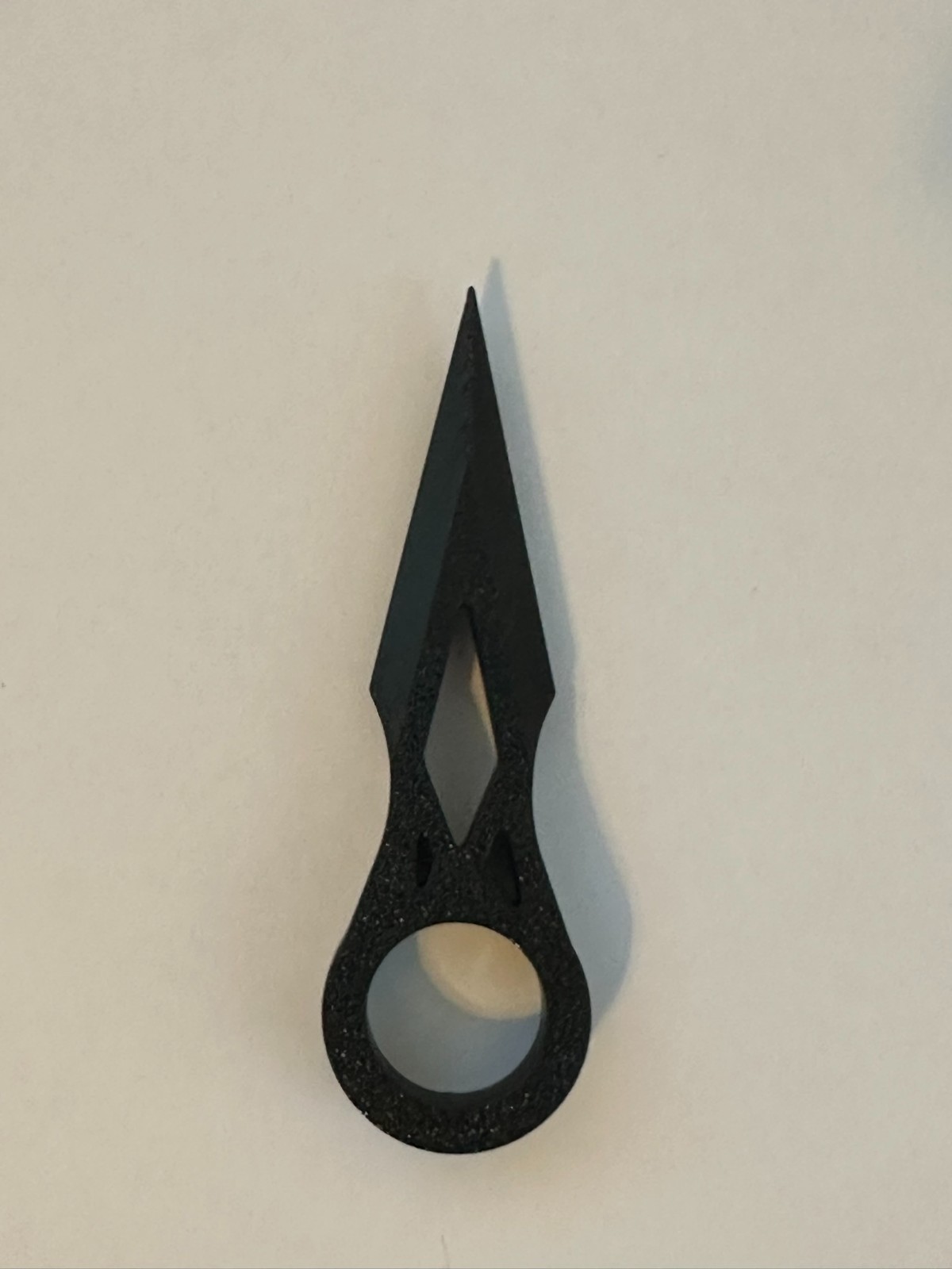 Carbon Fiber Finger Spike - Non Metal - Undetectable Self Defense Knife