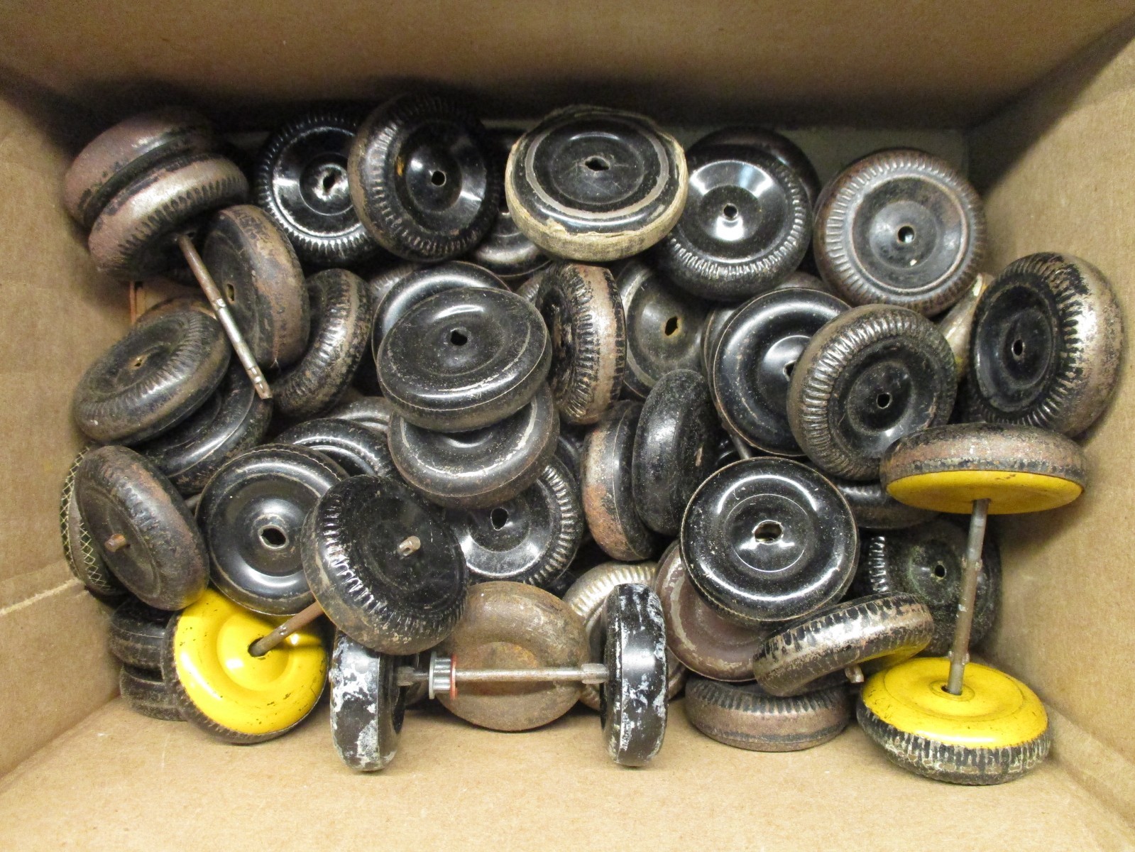 MARX TIRES WHEELS FOR TIN LITHO WINDUP RACE CAR DAIRY WAGON AIRPLANE OTHER TOYS