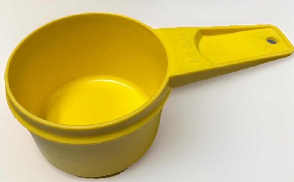Tupperware Replacement Measuring Cups 1/2 Cup #764-7 Yellow~ PreOwned