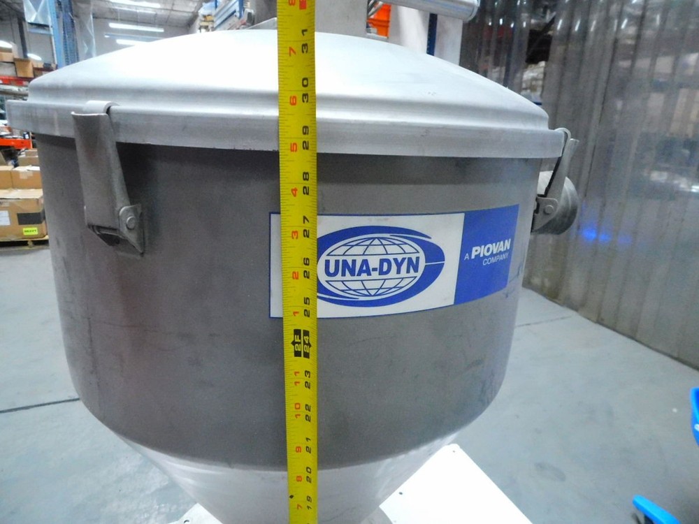 UNA-VIN PIOVAN LSDCAF211 PLASTIC HOPPER LOADER, S.S. M7401