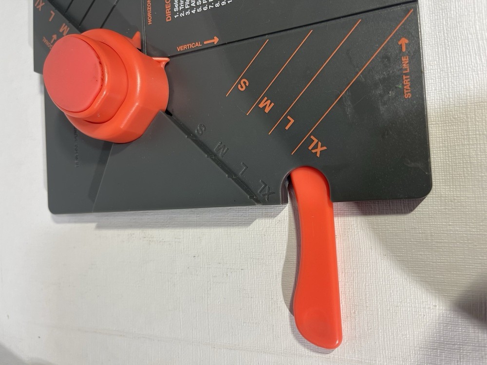 We R Memory Keepers GIFT BOX Punch Board. Used.