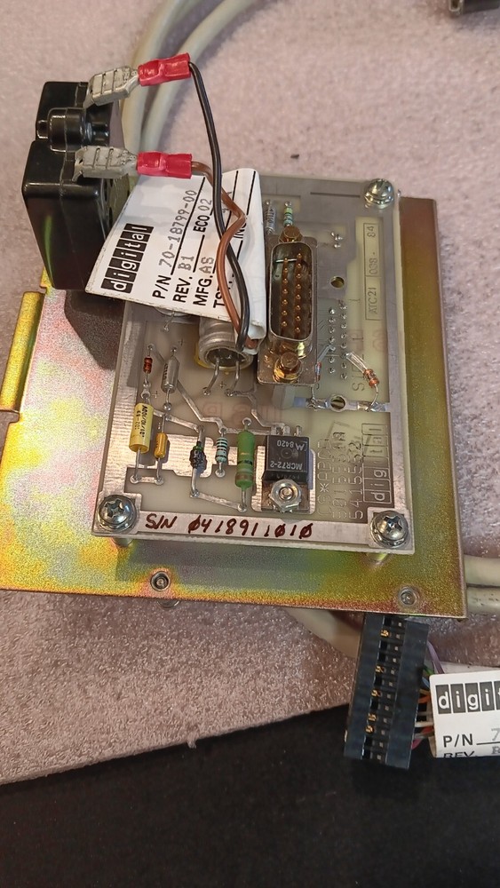 DIGITAL ETHERNET CONTROLLER INTERFACE 70-18799-00 W/CABLE NEW OLD STOCK