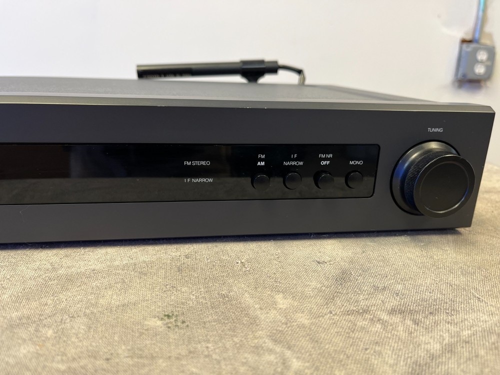 Vintage NAD Stereo Tuner 4300