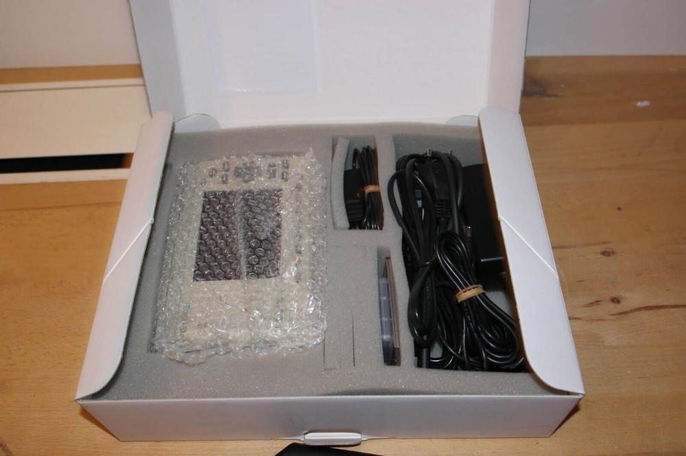 Keyence NR-2000 Temperature Record 400kHz Japanese Data Acquisition System