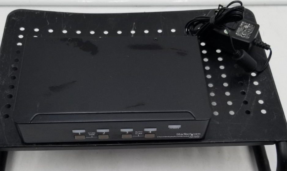 StarTech ( SV431DPUA ) 4-Ports USB KVM Switch Model #C4E1E7GG48